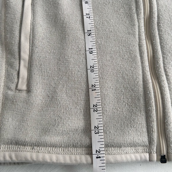 Patagonia Women’s’ Outwear Vest Tan Med - Picture 5 of 6